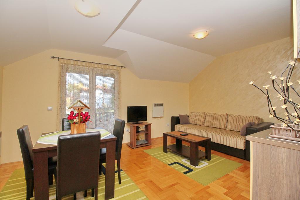 Apartments Vila Velickovic Zlatibor Esterno foto